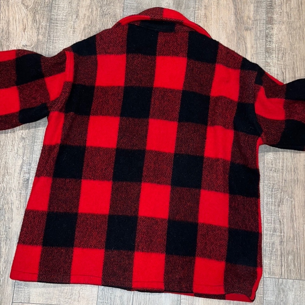 Vintage Woolrich Mens Wool Flannel Button Shirt Jacket Red Black Buffalo Plaid - Picture 2 of 6